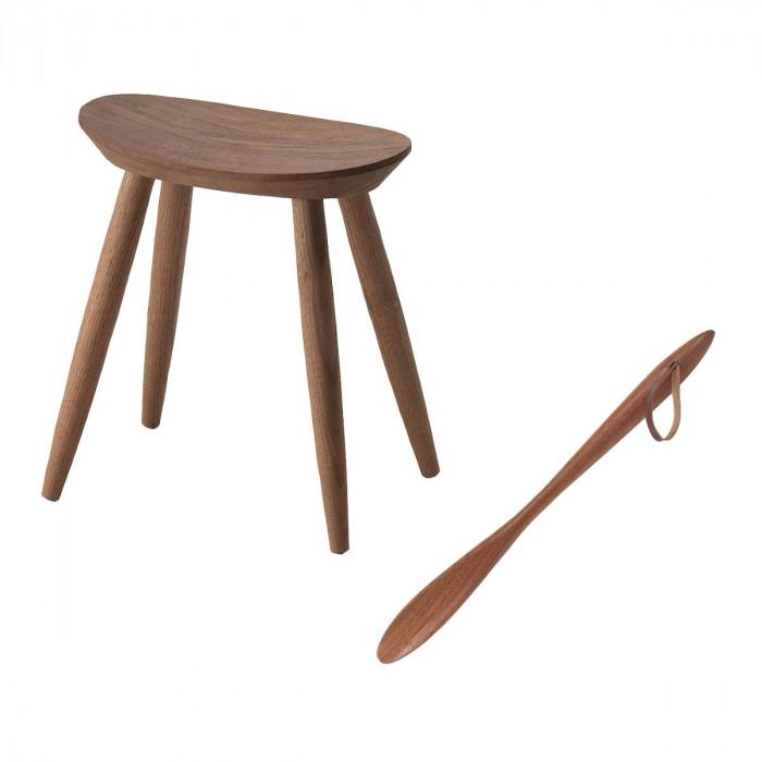 【ふるさと納税】旭川家具　コサイン　エントランススツールと靴べら(S)のセット ウォルナット_04444 | 国産家具 国産 家具 スツール 椅子 いす 腰掛け 靴べら 木製 天然木 無垢材 インテリア 玄関 玄関用 ナチュラル おしゃれ お取り寄せ 旭川市 北海道 送料無料