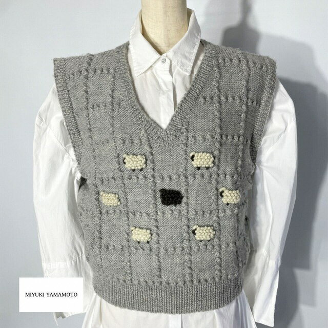 【ふるさと納税】284 SHEEP MOTIF VEST
