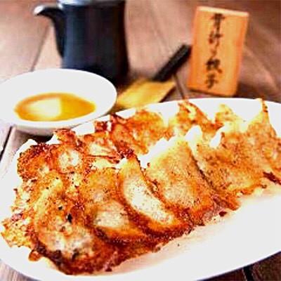 ふるさと納税 春日市 春日で人気の餃子屋貴月の博多骨折り餃子50個・カレー餃子50個 |  | 01