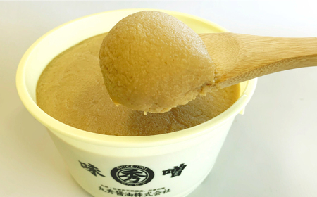＜九州ならではのやさしい味わい＞佐賀県産 米みそ（白味噌）2kg 佐賀県/丸秀醤油株式会社 [41AAAK004]