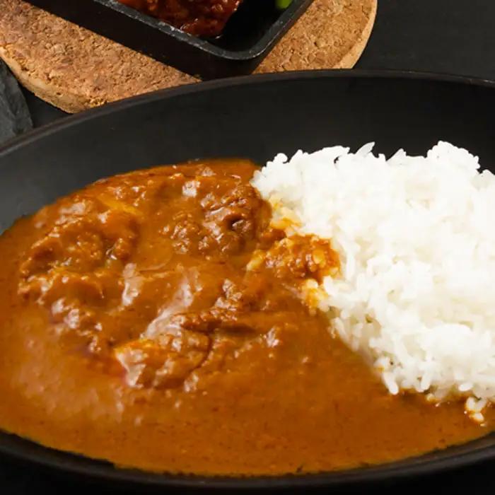【おうちごはんシリーズ 温めるだけの惣菜セット】レトルトカレー・ハンバーグ・チキン希少なお肉 くまもとあか牛を使用した贅沢ハンバーグ4個 高原野菜の甘みたっぷりチキンカレー 熊本ブランド和牛 赤牛 あ