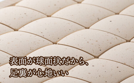 【美濃焼】珪藻土 タイル バスマット ホワイト Lサイズ【立風製陶株式会社】美濃焼 けいそうど バスマット かわいい 水滴吸収 水滴吸収 ギフト 送料無料[MFE007]