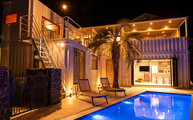 外観（ナイトタイム）