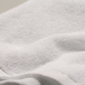 ろ七タオル　高級ホテル仕様「ファラオ」　バスタオル2枚フェイスタオル4枚（009_5079）