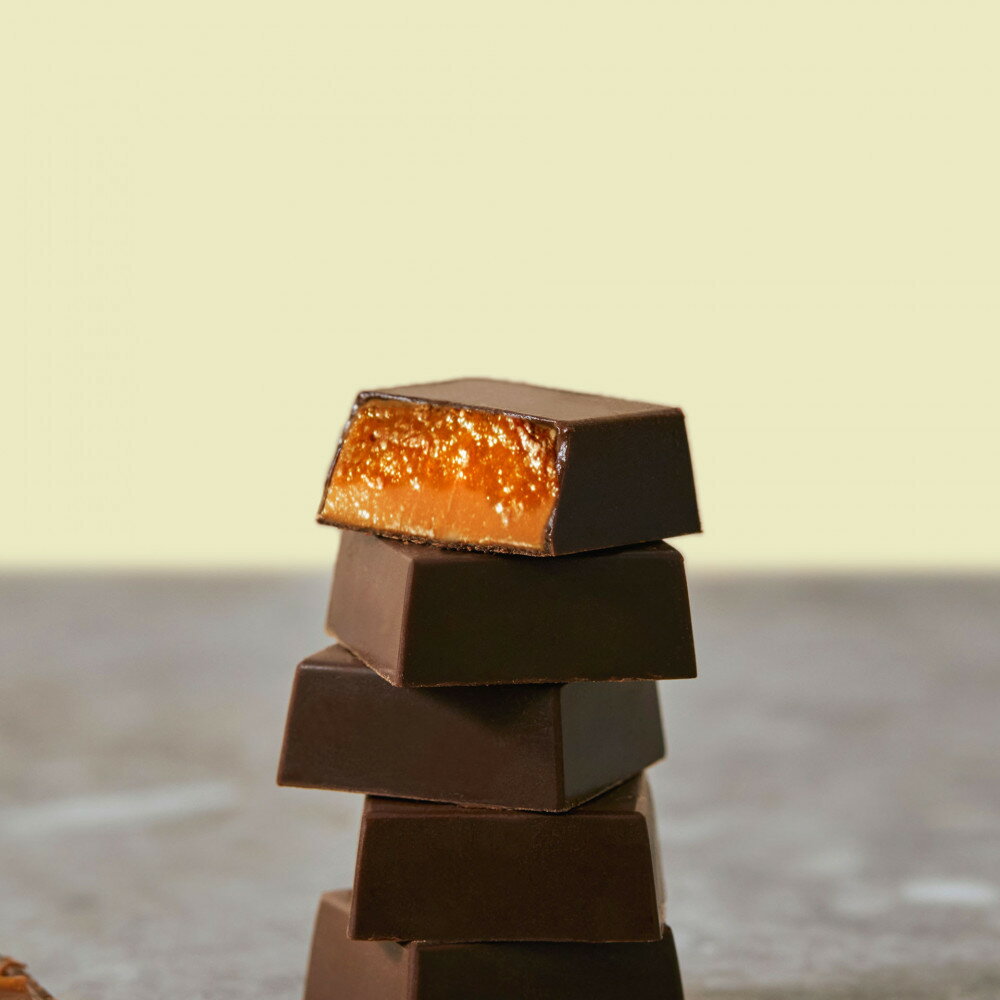 【ふるさと納税】BANK BonBon パインココナッツ | 菓子 おかし スイーツ チョコレート デザート 食品 人気 おすすめ 送料無料