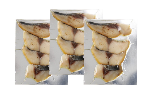 鰆の生ハム ×3パック（1パックあたり、約15g × 約4枚入） / 大阪湾 水揚げ 新鮮 鮮度が高い状態で加工 サワラ さわら 桜チップ 冷燻製  燻製 ハム 生ハム