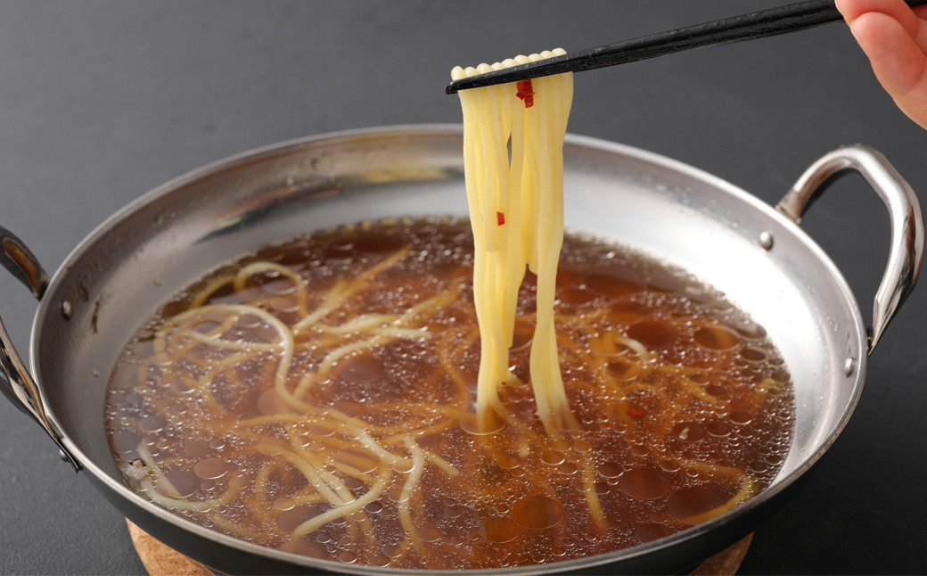 大宰府筑紫館 もつ鍋 九州だし 醤油味 (２〜３人前) なべ 牛肉 小腸