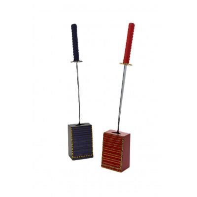 ふるさと納税 越谷市 甲冑刀　靴べら(赤) |  | 02