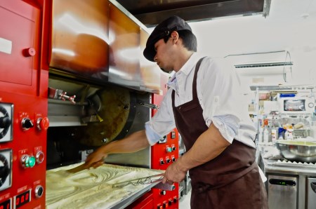 【たかたのゆめ】の米粉カステラ（プレーン・チョコ）6個入り