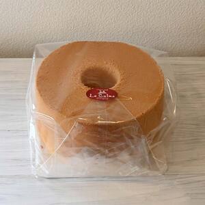 江別産 素材にこだわった しっとりふわふわのプレーンシフォンケーキ(直径20cm・ホール) EB8-0265