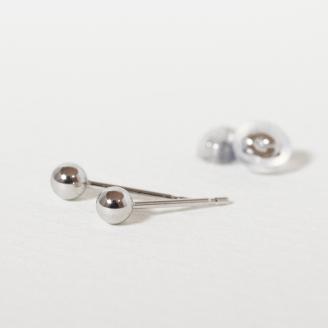 プラチナ　３ｍｍ　丸玉ピアス