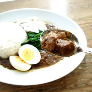 マウンテン ビーフカレー 中辛 ５食セット ： レトルトカレー カレー
