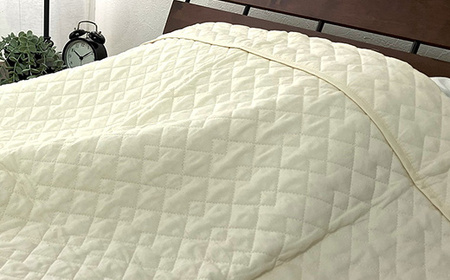 コットン大好き　丸洗いOK　肌掛けキルトケット（綿100％）シングル　生成り　RK-1