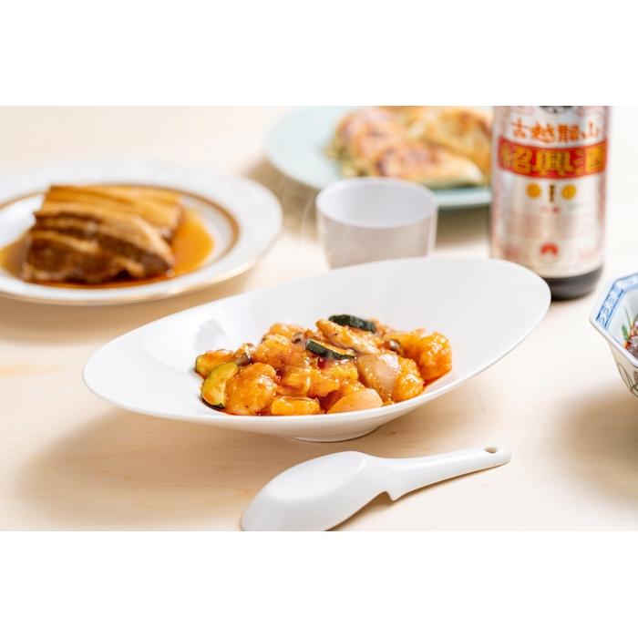 福岡市の中華料理屋「ぱんだのゴハン」の中華6品セット（博多もつ麻婆/海老チリ/山椒辛子明太子/熊猫餃子/糸島ハス飯/黒酢スブタ）