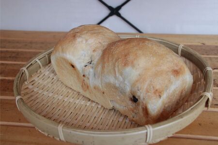 パン くりぱんクラブのリッチ食パンセット（レーズン食パン・くるみ食パン各１個 計２個） パン くりぱんクラブ パン ギフト プレゼント 贈答品 お礼の品 奈良県 奈良市 なら 6-003