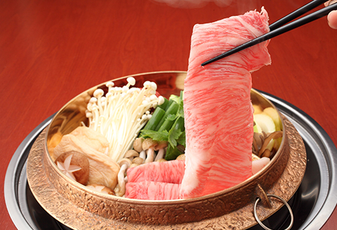 A5ランクより厳選【近江肉の廣田】近江牛肩ロース・モモすきやき用500g【2626-0060】