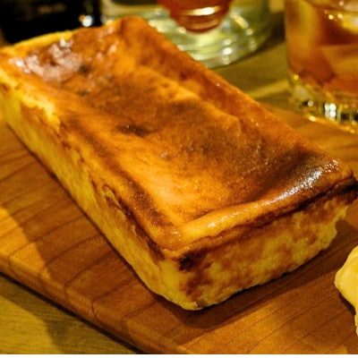 ラム酒香る【のんべえバスクチーズケーキ】自家製ウォッシュチーズ使用 お酒に合う 濃厚チーズケーキ【配送不可地域:離島】【1625868】