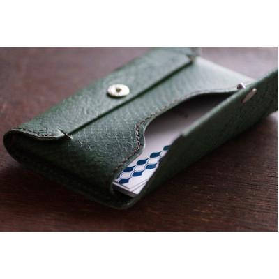 ふるさと納税 女川町 【Dear Fish】女川銀鮭レザー　カードケース(名刺入れ)/キーホルダーセット Color:深碧 |  | 01