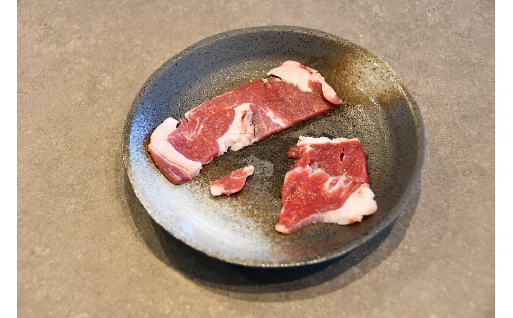 ラム肉ロールスライスジンギスカン　1kg（500ｇ×2袋）  _05073