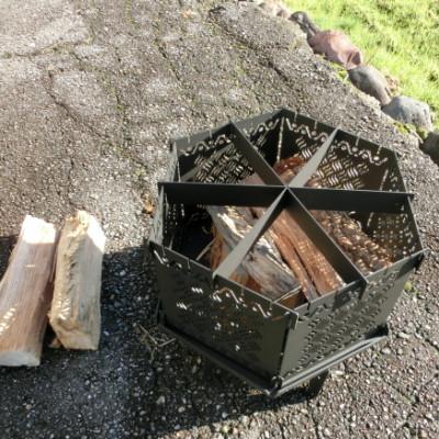 ふるさと納税 南砺市 組立式焚き火台　炎紋 |  | 01