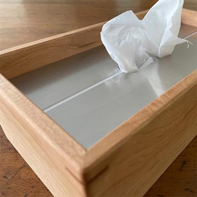 ふるさと納税 瑞浪市 金属加工職人と木工職人が作り上げるティッシュボックス【チェリー材×アルミ】 |  | 03