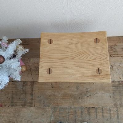 ふるさと納税 藤枝市 ディッシュスツール　栗の木の家具　サイドテーブルにもなるスツール |  | 01