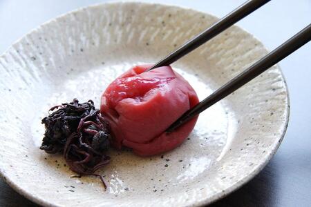 紀州南高梅花のうめ（しそ漬け） 1kg 塩分約8％ | 【梅干し しそ 梅 ギフト 和歌山県産】ngao007