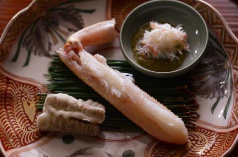 【ミシュラン2025掲載店】「蟹づくしコース」乃木坂しん 京丹後ディナー（2名様）　AM00606