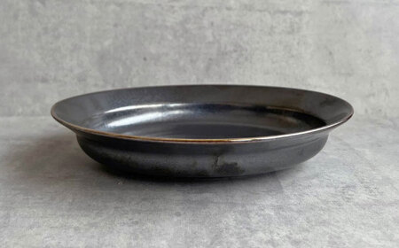 【瀬戸焼】リムカレー皿 2枚セット（黒）【株式会社カネ三商店】 / 皿 食器 カレー皿 ギフト プレゼント / 瀬戸市[BBDD014]