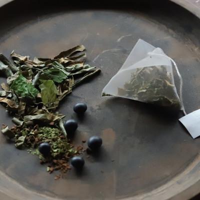 ふるさと納税 多治見市 【阜白(fuhaku)】クワブレンド野草茶 1種 (8個入り) |  | 03