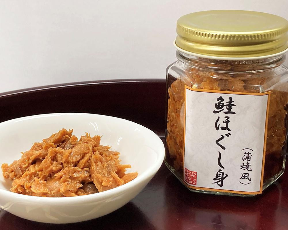 
ご飯のお供　北の恵み御膳　かにほぐし身（ラー油入）70ｇ・鮭ほぐし身（蒲焼風）85ｇ
