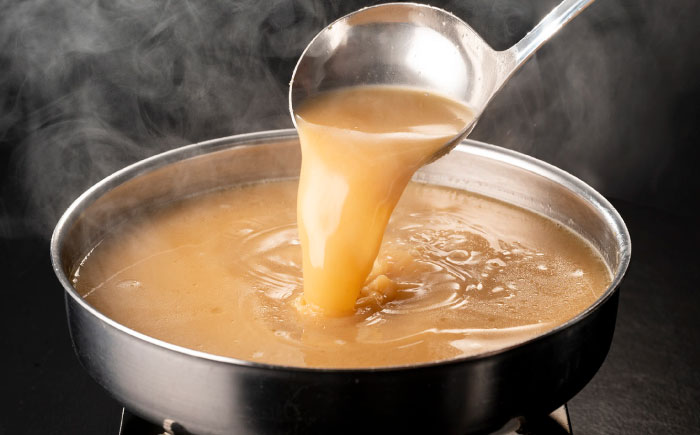 博多もつ鍋おおやま もつ鍋みそ味2人前+240g 《築上町》【株式会社ラブ】鍋 モツ 簡単 セット [ABDJ010]