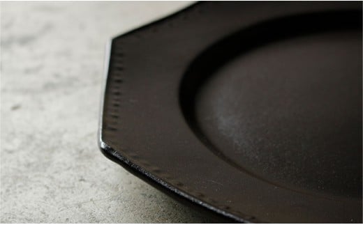 RB01 【波佐見焼】黒釉薬オクトゴナル皿（大・小）各2枚セット【吉田健宗】-4