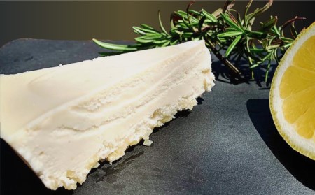 【3回定期便】植物性100％ Vegan Raw Cake Cheese（レアチーズ／Lサイズ）☆お砂糖☆小麦粉☆乳製品不使用のスイーツ ヴィーガンローケーキ 吉野ヶ里町/Dondonyokunaru