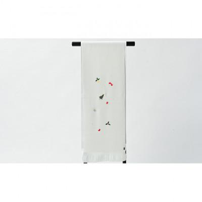 ふるさと納税 伊丹市 帯揚げ　白地　ちりめん　クリスマスの刺繍 [54030234]