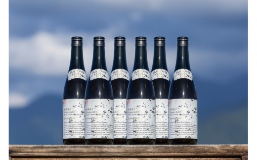 越後の名酒「八海山」純米大吟醸 ニセコ蝦夷富士【四合瓶720ml×6本】