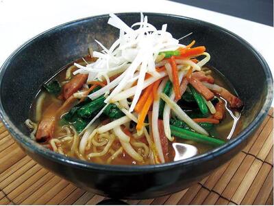 博多生ラーメン担々麺（120g×8入）【ラーメン ラー麦 小麦 博多生ラーメン タンタンメン 麺 ふるさと納税 送料無料 DM006】