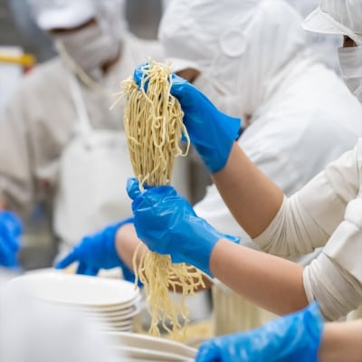宮良そば もちもち生麺のラフテーそば 4食セット(特製スープ付き)【配送不可地域：離島】