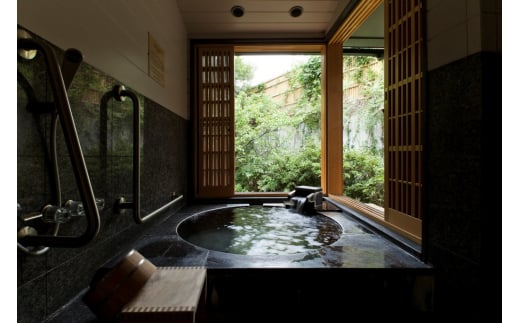 川棚グランドホテルお多福 宿泊券 1泊2食付き 半 露天 温泉 大人 2名 90,000円分 コース 料理 洋室 下関 山口 旅行 観光 名湯