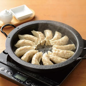 IH対応 鉄焼肉・餃子鍋 26㎝（ステンレス蓋付） EM-077 燕三