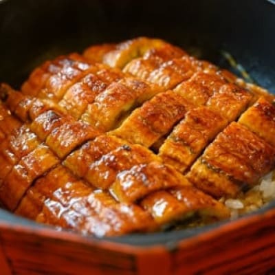 【先行予約2025年6月上旬発送】うなぎ 約1.1kg!茶葉蒸し有頭鰻かば焼 3尾【配送不可地域：離島】