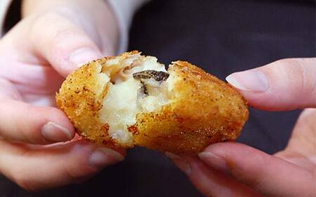 つぶクリームコロッケ 1袋5個入り×2袋 揚げ物 揚げ 肉 食品 F4F-8184