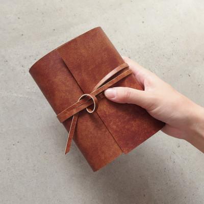 ふるさと納税 高槻市 【KAKURA】紐巻きmini6穴システム手帳 アンティークブラウン