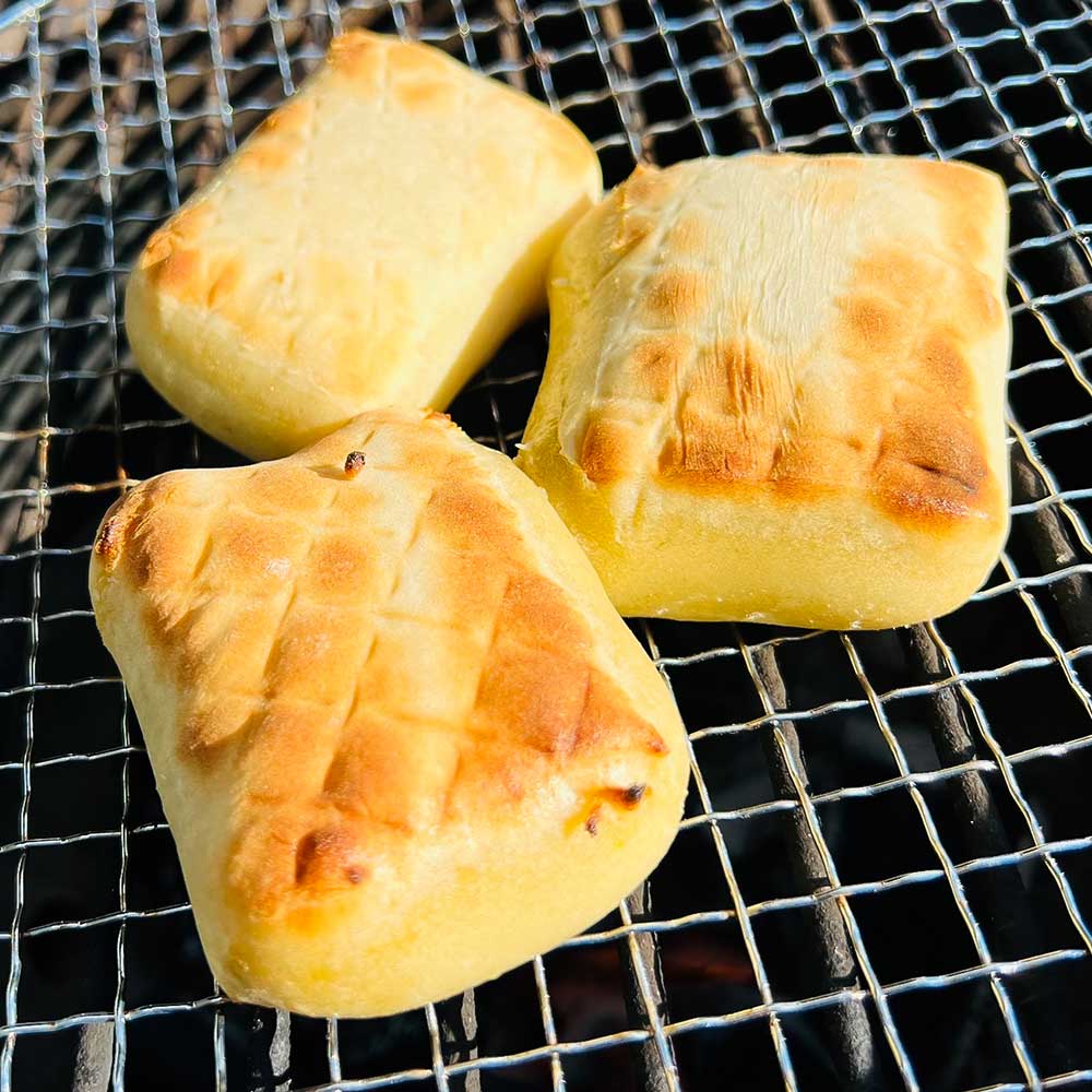 ＼令和7年11月下旬発送開始／芋餅（いももち）6本（1本約750g） 小柴製餅所 お餅 おもち 和菓子 お菓子 スイーツ おやつ デザート 干し芋 さつま芋 芋菓子 芋スイーツ 芋もち かんば餅 かん