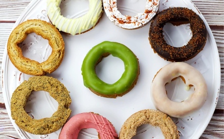 毎日食べても飽きない 冷凍ドーナツ15個セット/長野県白馬村 OTTO donuts 揚げドーナツ ドーナッツ スイーツ 朝食 おやつ デザート 簡単解凍 詰め合わせ お取り寄せ ギフト 贈答 お土産