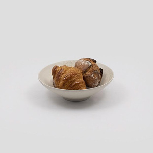 佳窯 碗 Φ18cm（白） 常滑焼 陶器 食器 鉢碗 鉢椀 煮物やサラダ等に 皿 18cm 電子レンジ可 食洗機使用可 シンプル 贈り物 プレゼント 日本製 白 ホワイト キッチン キッチン用品 チャ