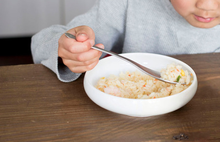 【スピード発送】すくいやすい器(小) 白4個セット 16cm【ホワイト 皿 食器 食洗器 食洗機 電子レンジ ギフト 贈り物】