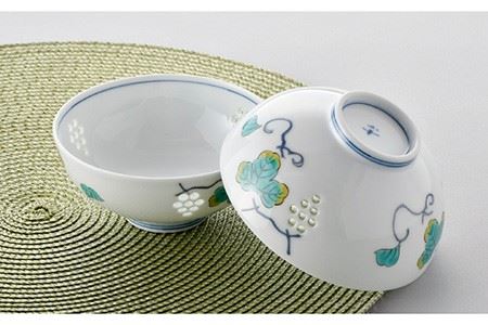 【波佐見焼】水晶ぶどう 睦揃い 茶碗 湯呑 セット 食器 皿 【丹心窯】 [AB32]  波佐見焼
