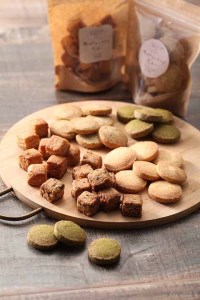 病院の管理栄養士と身体に優しいお菓子屋さんが作った「低カロリータイプクッキー」4袋と「低糖質マドレーヌ」6個の詰め合わせセット ※沖縄・離島への配送不可◆