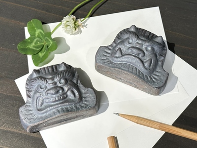 【安田瓦】プチ鬼面「あ・うん」セット 長場鬼瓦工場 阿吽 Onigawara 職人 魔除け お守り  置物 インテリア 伝統 新潟県 阿賀野市 2F01009